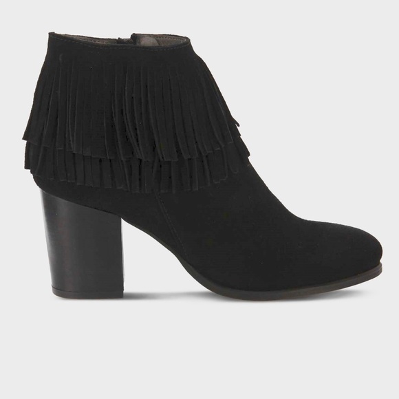 Boho Cascading Fringe Chunky Heel Ankle Booties - Picture 8 of 8